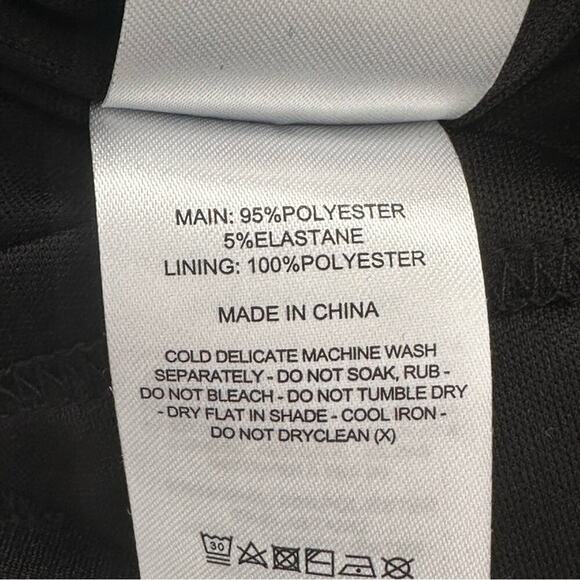 Significant Other Black Loco Halter Dress Low Back Deep V Size 8 - Picture 9 of 9